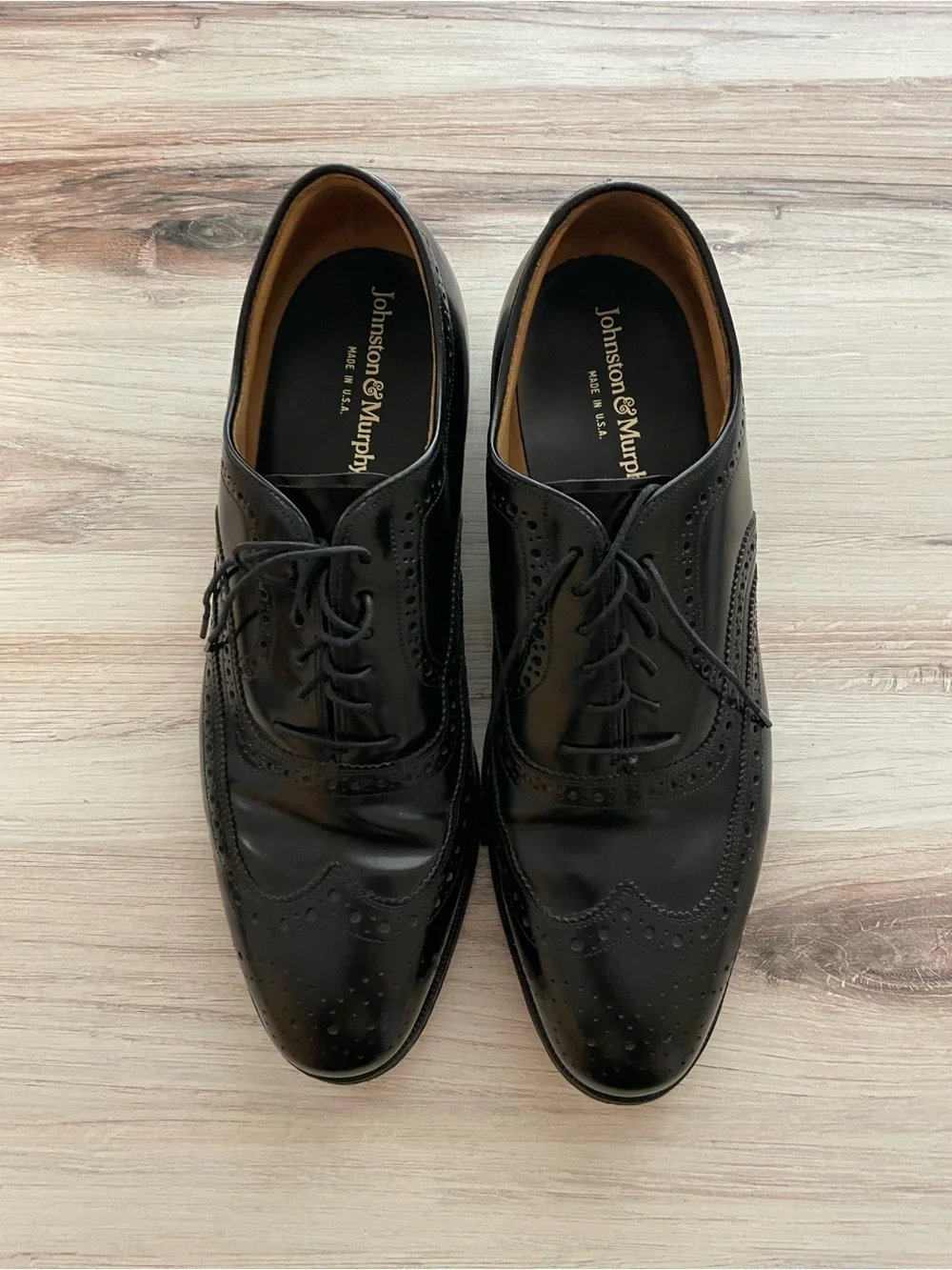 Johnston & Murphy Men’s Black Leather Wingtip Oxfords Size 9.5